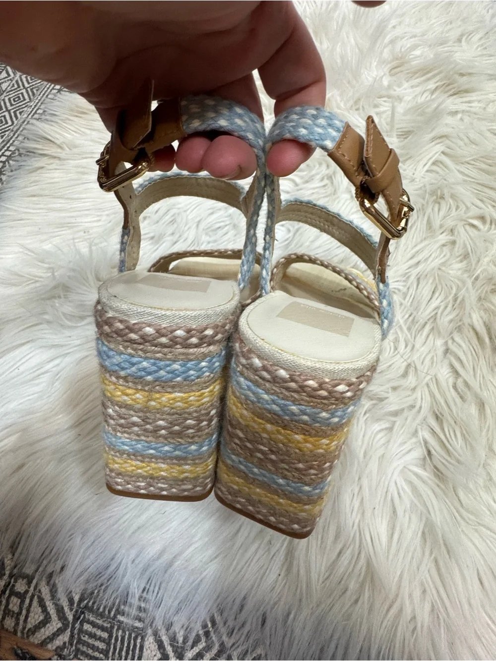 Dolce Vita brand woven